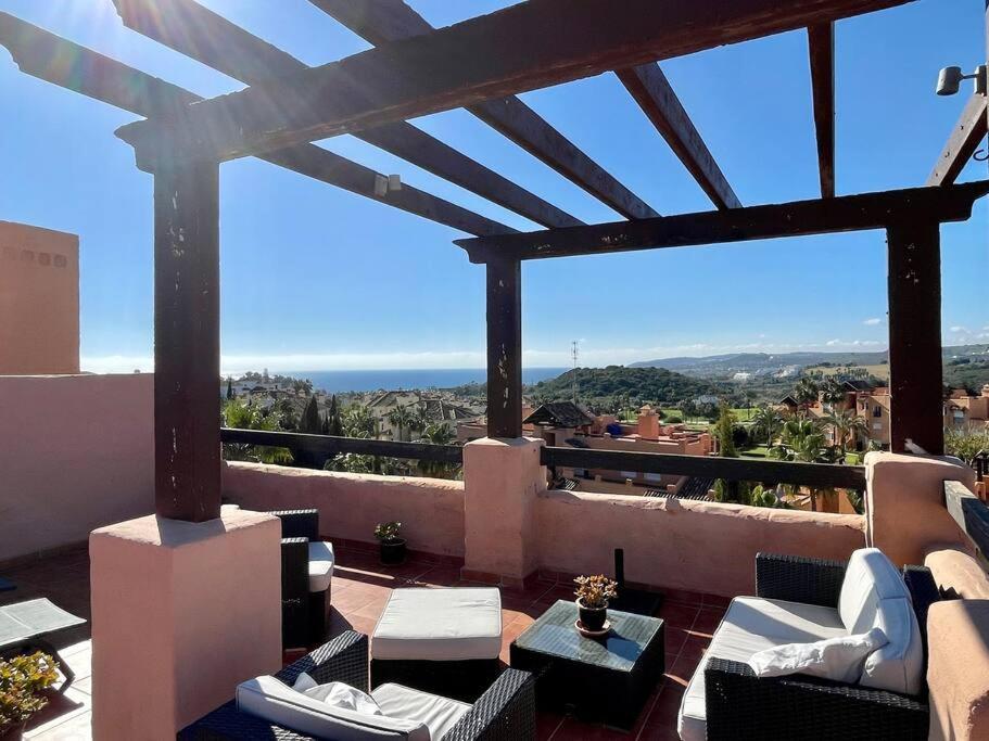 Schoenes Penthouse Mit Meerblick Pura Vida Bahia de Casares Kültér fotó