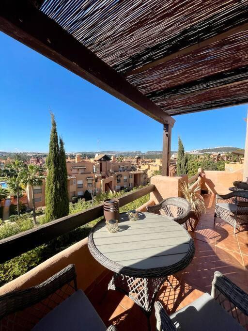 Schoenes Penthouse Mit Meerblick Pura Vida Bahia de Casares Kültér fotó